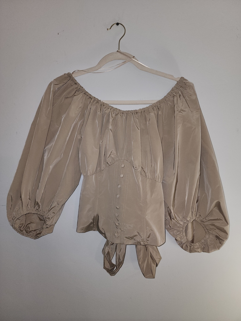 Adorable Off-Shoulder Balloon Sleeve Blouse in Taupe With Tie/bow Size Medium